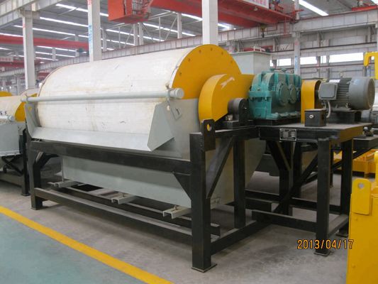 Μόνιμος μαγνητικός διαχωριστής τύμπανου 5tph για διαχωρισμό ορυκτών σε εργοστάσια παραγωγής