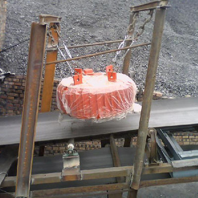 Μαγνητικός διαχωριστής χωρητικότητας 750 KG Διαχωριστής σιδήρου με 1,5 χρόνια βασικά εξαρτήματα
